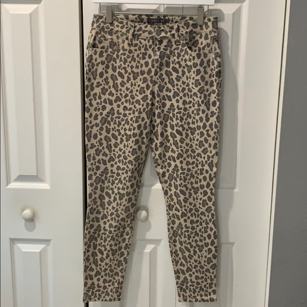 Level 99 leopard crop jeans